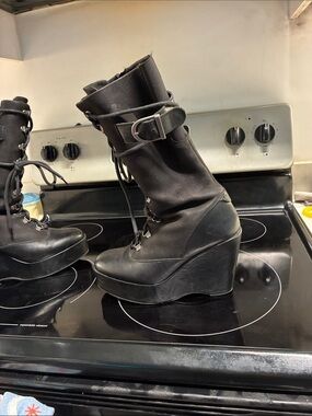 Harley-Davidson Black Wedge Lace-Up Ankle Boots with Buckle